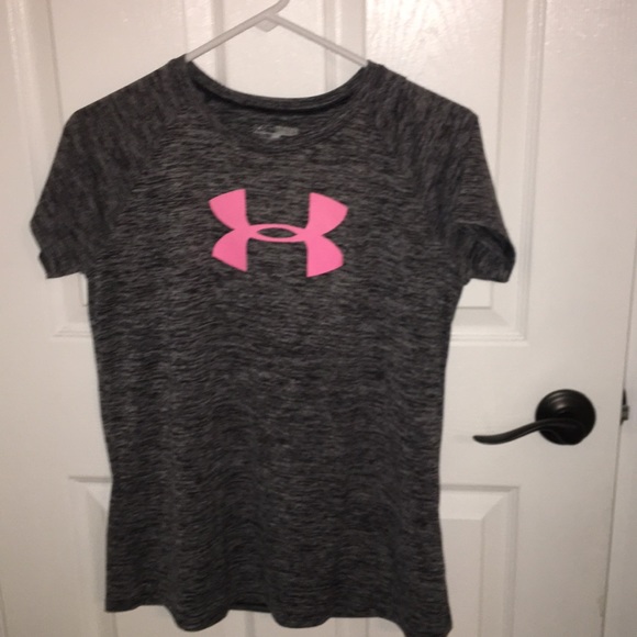 under armor grey and pink t shirt - Picture 1 of 3